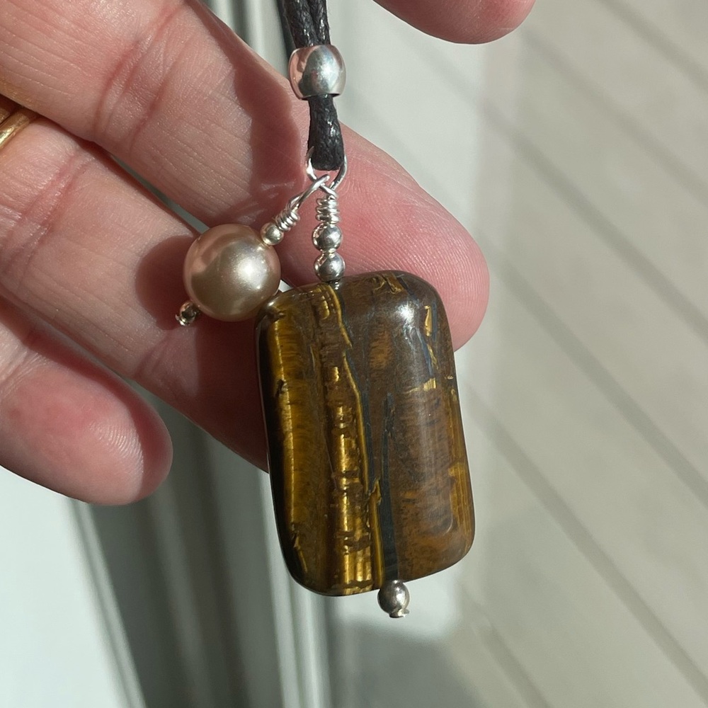 Handmade Tigers Eye Stone Pendant Necklace on 18โ Cord